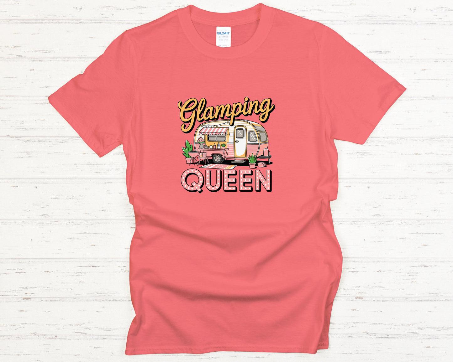 Glamping Queen T-Shirt Vintage Camper Tee, Cute Outdoor Adventure Shirt, Luxury Camping Apparel Gift for Women
