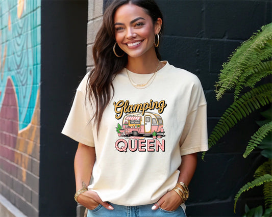 Glamping Queen T-Shirt Vintage Camper Tee, Cute Outdoor Adventure Shirt, Luxury Camping Apparel Gift for Women