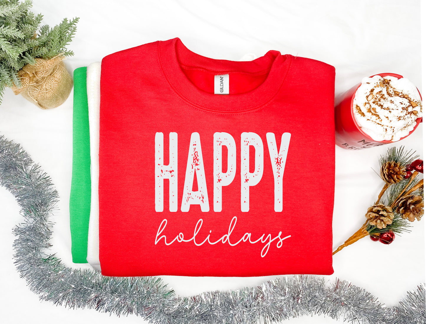 Happy Holidays Shirt – Minimal Christmas Tee – Festive Script Design – Holiday Season Gift Idea