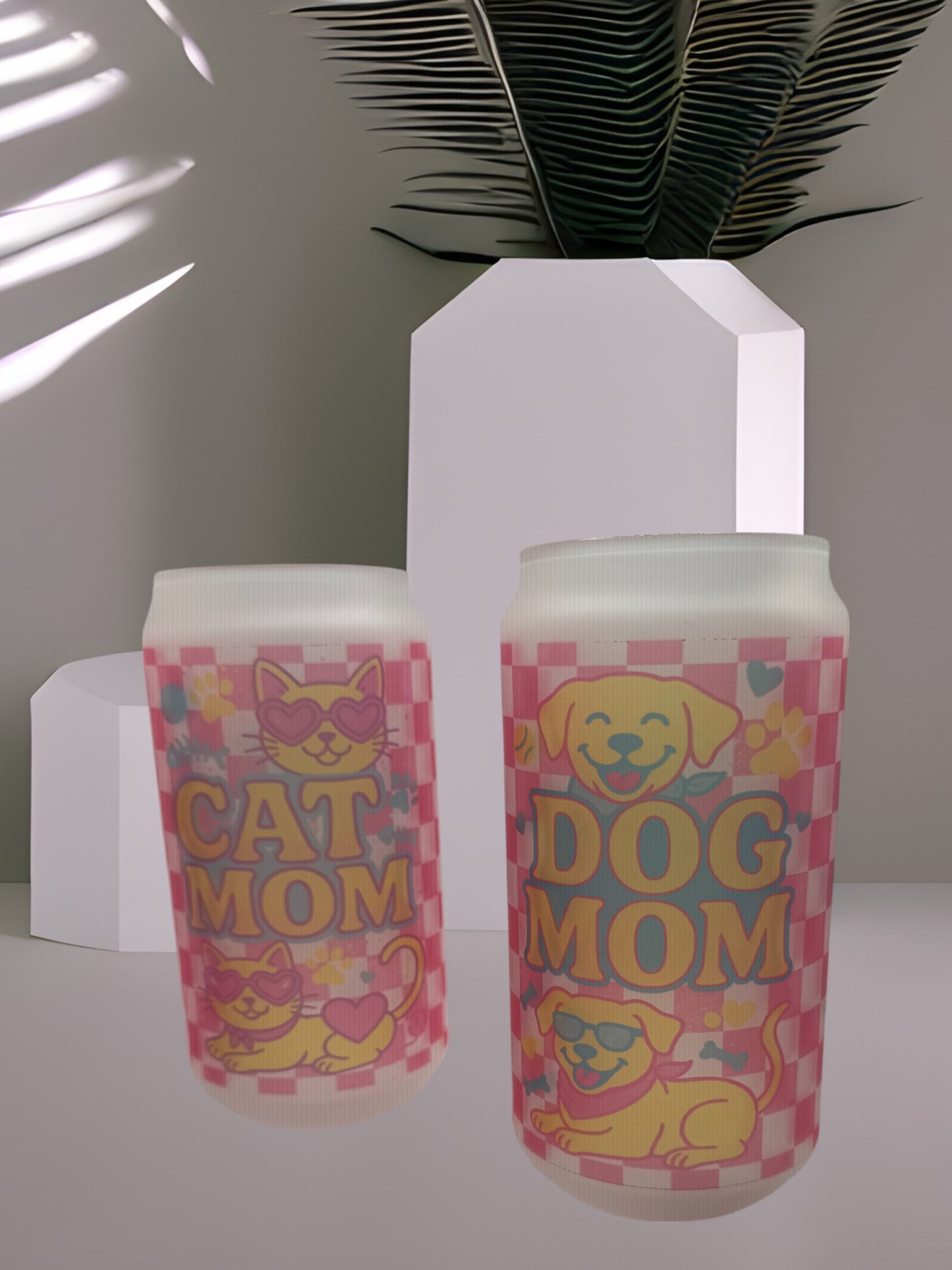 Dog Mom & Cat Mom Glass Can with Bamboo Lid & Straw | Cute Pet-Themed Gift for Animal Lovers, Great for Iced Coffee