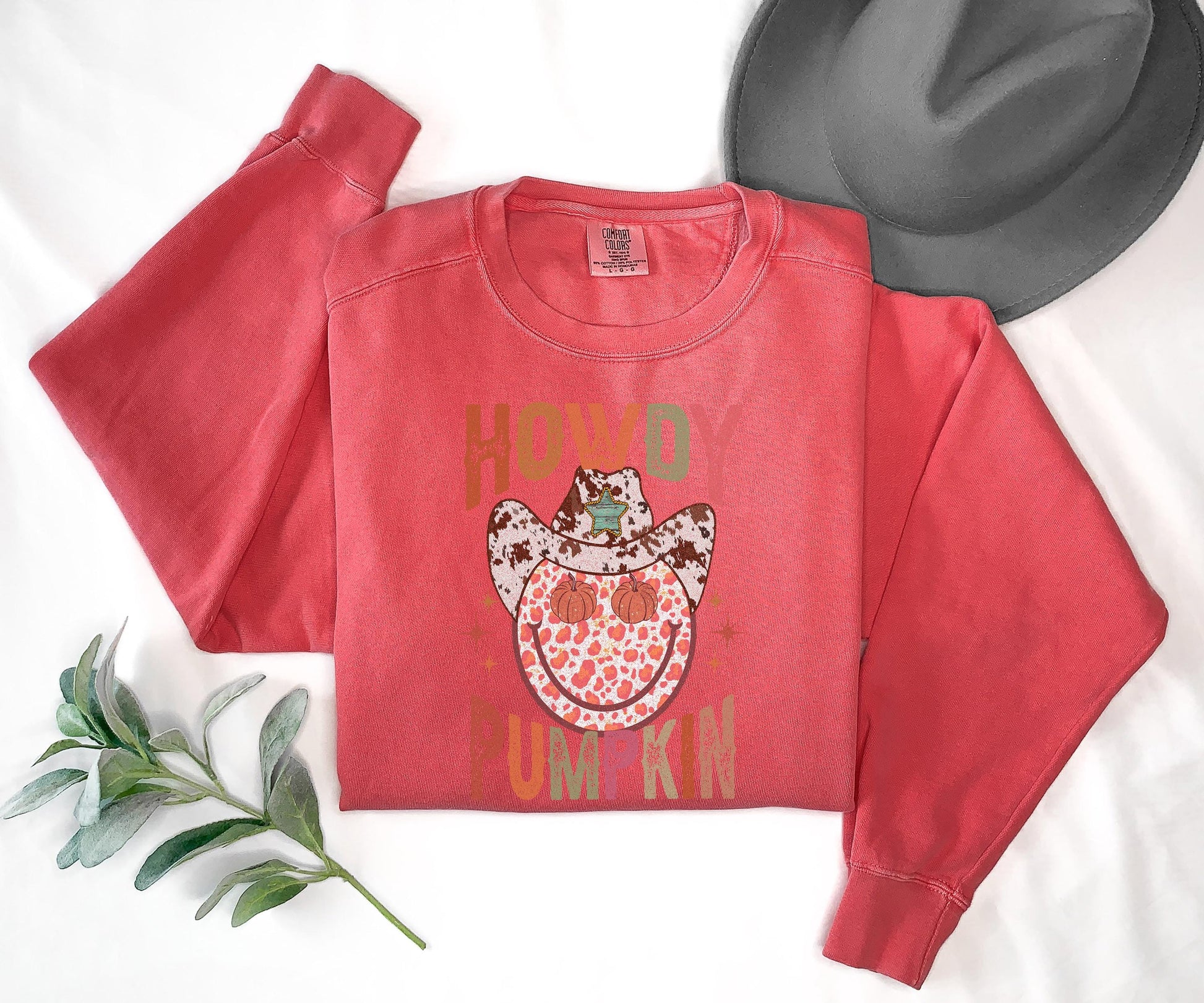 Howdy Pumpkin Shirt Western Fall Graphic Tee with Cowboy Hat Pumpkin