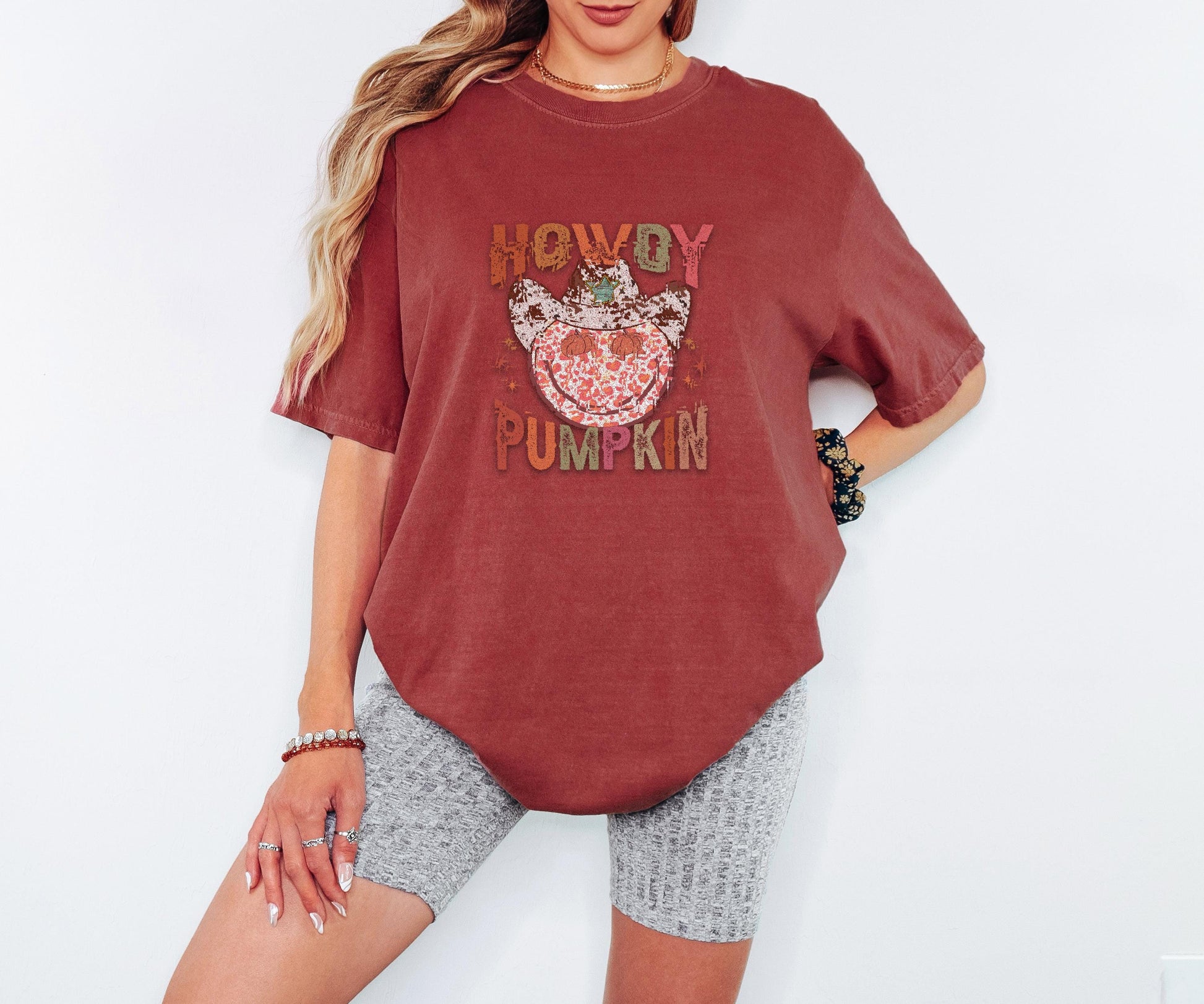 Howdy Pumpkin Shirt Western Fall Graphic Tee with Cowboy Hat Pumpkin